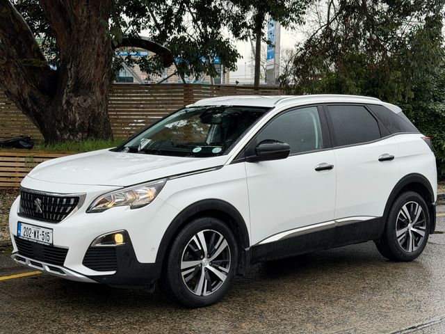 Image for 2020 Peugeot 3008 WIRELESS PHONE CHARGER.2 KEYS