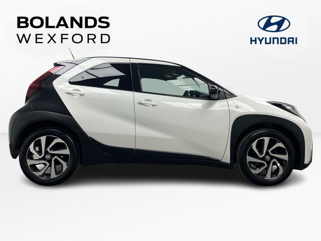 Image for 2023 Toyota Aygo X Design 1.0 Manual