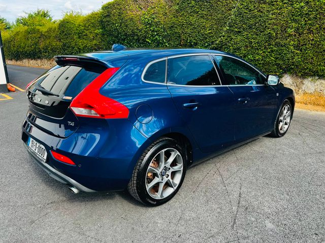 Image for 2015 Volvo V40 FINANCE AVAILABLE FROM €47 P/W