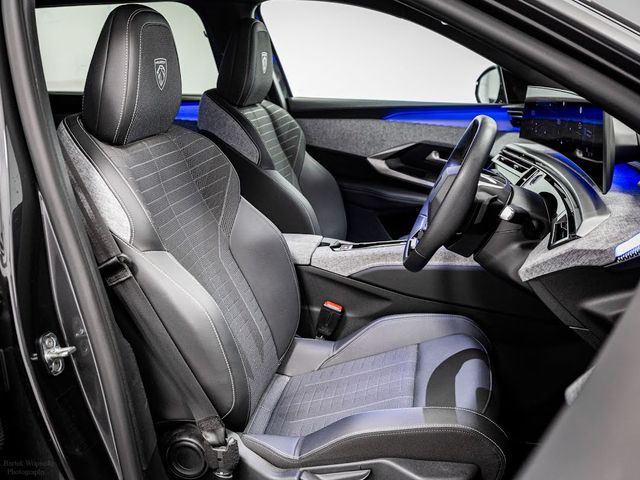 Image for 2025 Peugeot 5008 GT Hybrid Auto 145HP