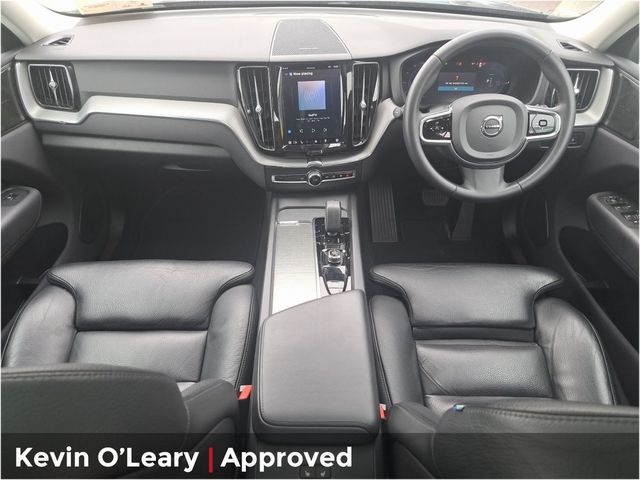 Image for 2023 Volvo XC60 T6 Recharge PHEV Plus Dark
