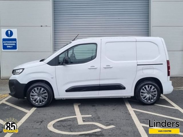 Image for 2025 Citroen Berlingo TOP SPEC 252 0KMS DEMO AUTOMATIC 
