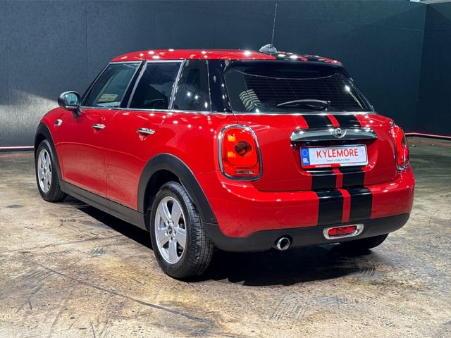 Image for 2018 Mini One 1.5 AUTOMATIC - ALLOY WHEELS - HEATING / AC CONTROLS - 