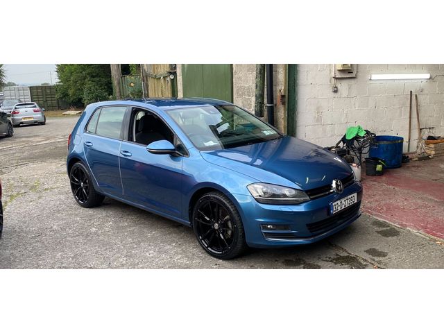 Image for 2013 Volkswagen Golf Highline