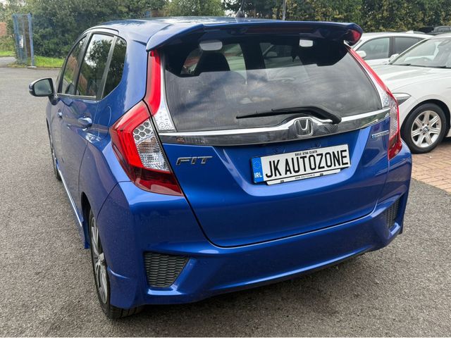 Image for 2015 Honda Fit 1.5 HYBRID S PACKAGE