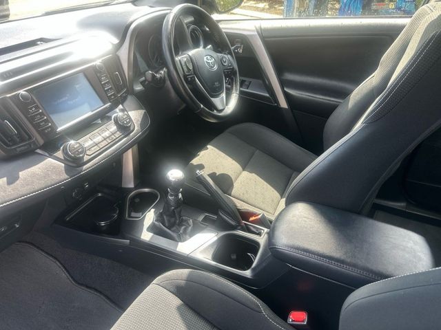 Image for 2017 Toyota Rav4 LUNA SPORT 2.0 D-4D (143) 2WD MANUAL