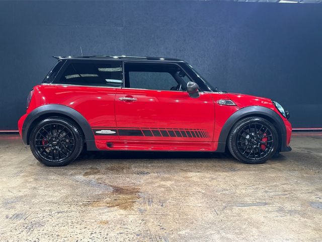 Image for 2014 Mini John Cooper Works JOHN COOPER WORKS - 1.6 AUTOMATIC - UPGRADED FACTORY ALLOYS - RED/BLACK TWO TONE