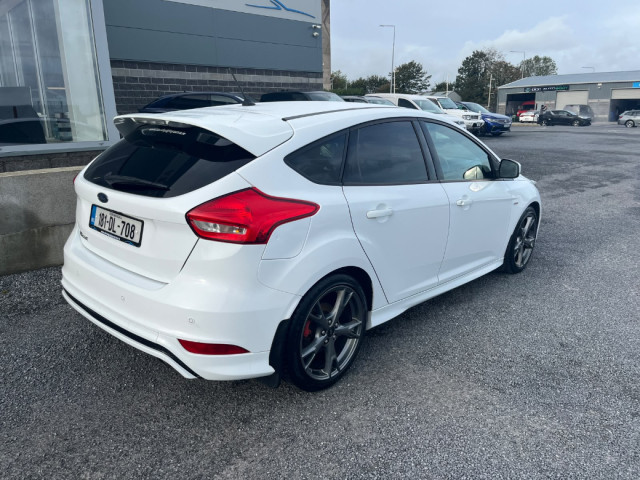 Image for 2018 Ford Focus St-line 2.0TD 150PS 6SPD 5DR*QUALITY ASSURED USED CARS*SIMI APPROVED*GREAT RATE FINANCE AVAILABLE*WELCOME TO DAVID QUIGLEY AUTOS*