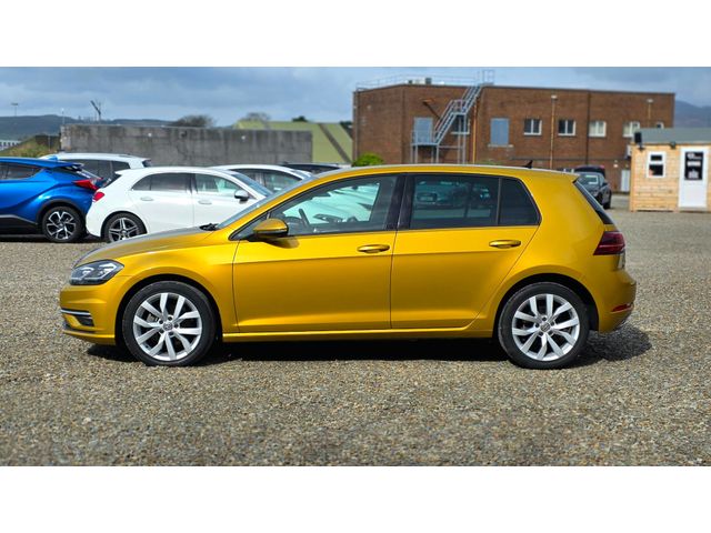 Image for 2017 Volkswagen Golf Highline
