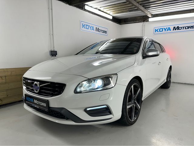 Image for 2016 Volvo V60 2.0 D4 R-DESIGN DIESEL AUTO // FULL LEATHER ELECTRIC SEATS // REVERSING CAMERA // CRUISE CONTROL // LANE ASSIST // COLLISION WARNING SYSTEM // TOP SPEC // UPGRADED ALLOYS