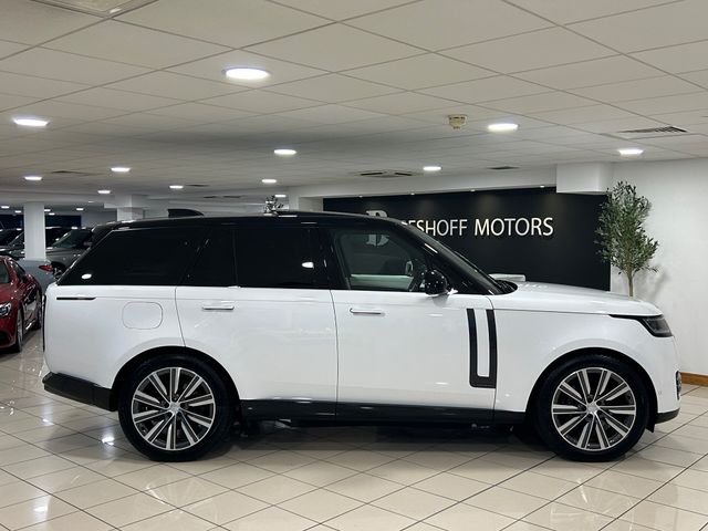 Image for 2025 Land Rover Range Rover P460e AUTOBIOGRAPHY HYBRID 