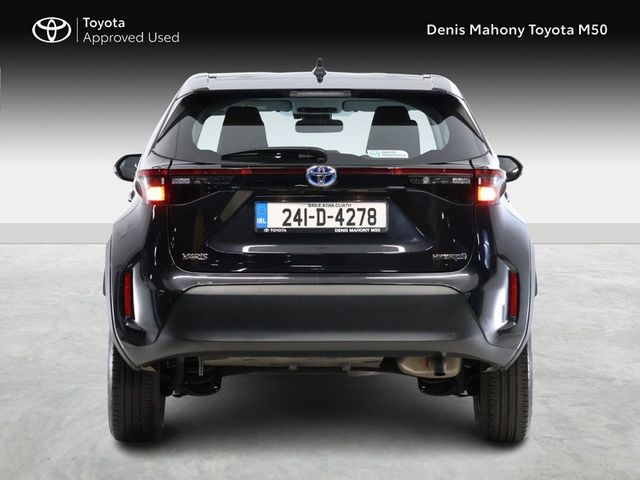 Image for 2024 Toyota Yaris Cross Luna Hybrid