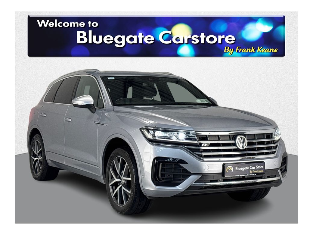 Image for 2019 Volkswagen Touareg 3.0 TDI V6 R-LINE BLUEMOTION**PANORAMIC SUNROOF**BLACK LEATHER INTERIOR**FRONT HEATED SEATS**HEATED MULTIFUNCTIONAL STEERING WHEEL**KEYLESS START**DRIVE MODES**20"ALLOYS**ELECTRIC TOWBAR/TAILGATE**
