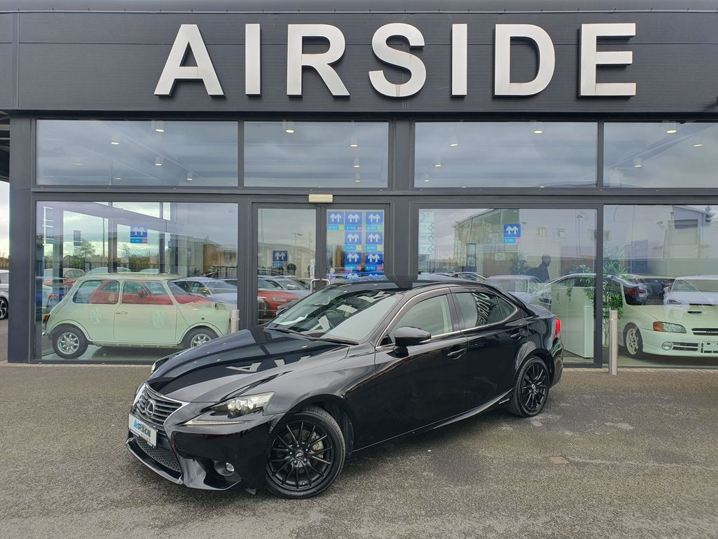 Image for 2015 Lexus IS 300h 2.5 SELF CHARGING HYBRID