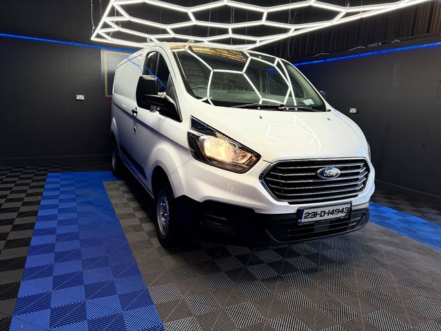 Image for 2023 Ford Transit Custom 