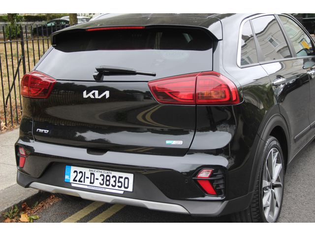 Image for 2022 Kia Niro 3 Self Charging Hybrid - Full Leather, Birds Eye Park, Heated everything!