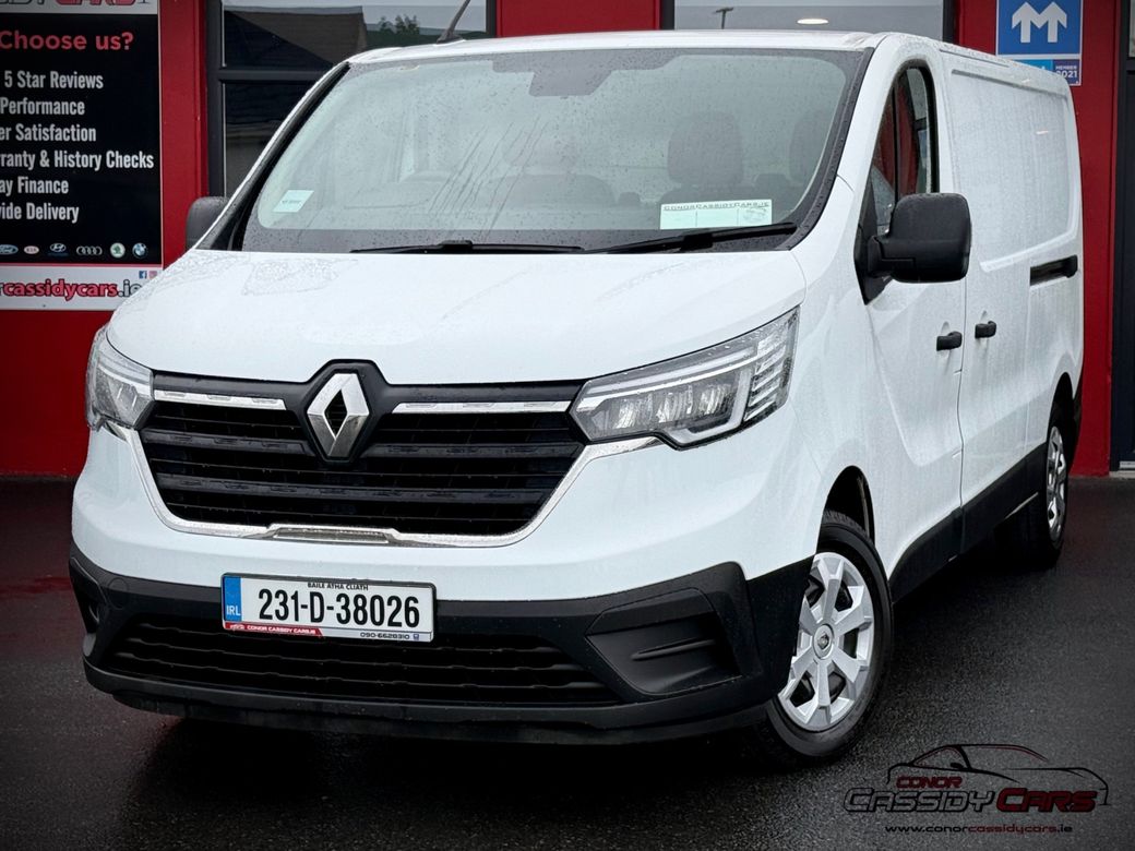 Image for 2023 Renault Trafic LL30 Blue DCI 130 Business PAN // VAT INVOICE // SAME DAY FINANCE