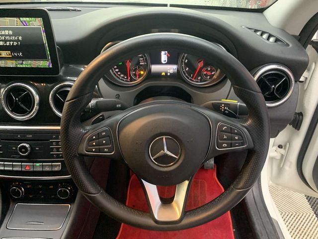 Image for 2018 Mercedes-Benz CLA Class Mercedes CLA180 AMG Line Automatic / 47k KMS / Heated Seats / CLA Automatic 