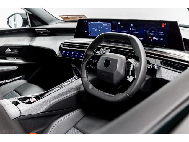 Image for 2026 Peugeot 5008 Allure 1.2 Hybrid Auto 145HP