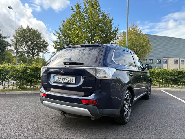 Image for 2014 Mitsubishi Outlander 2.2 DIESEL 4X4 MANUAL *7 SEATER*