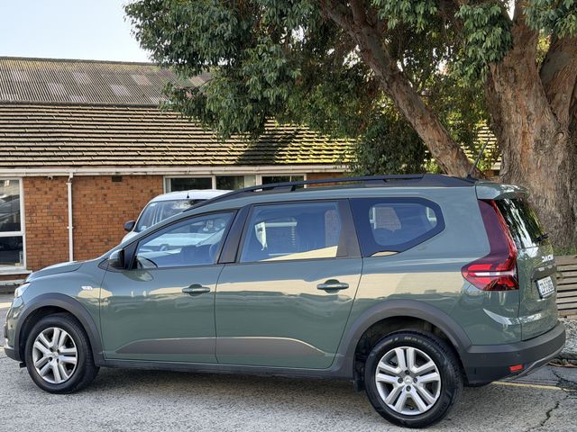 Image for 2023 Dacia Jogger Expression TCE. finance provided