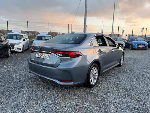 Image for 2023 Toyota Corolla 1.8 Hybrid Luna Saloon