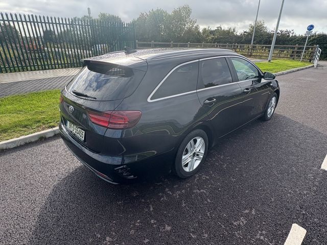Image for 2019 Kia Ceed 1.6 CRDI 2 ISG 5DR, Touch Screen Infotainment System, Bluetooth, Sat Nav, Alloy Wheels, Multi-Function Steering Wheel