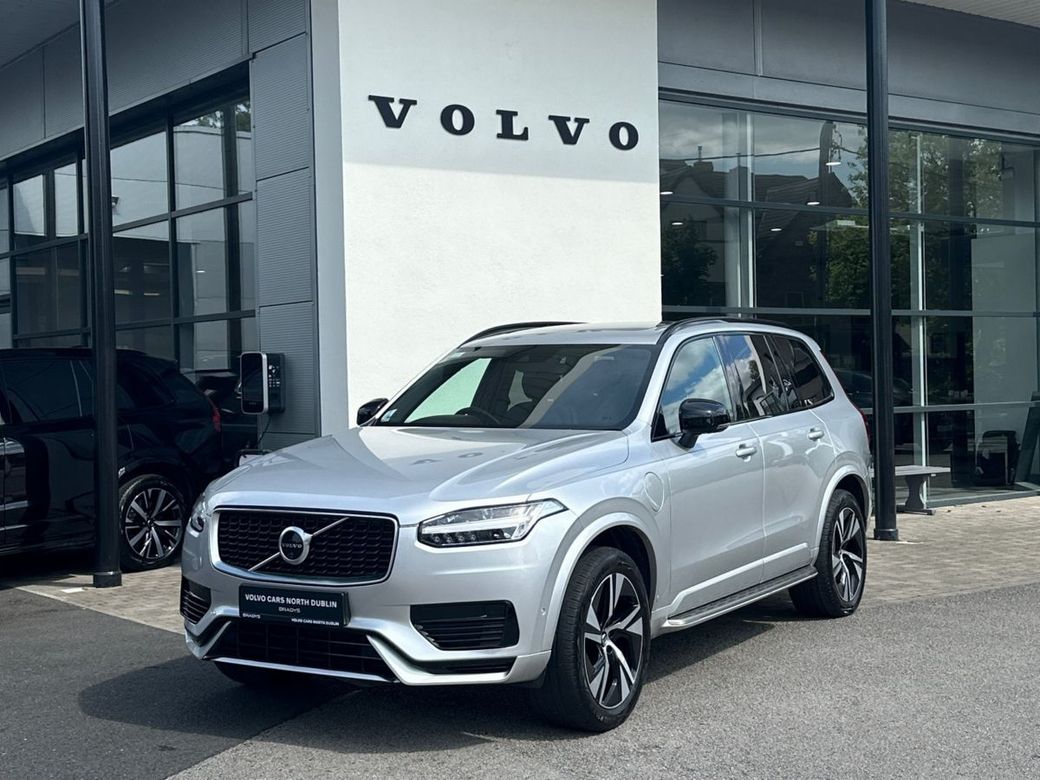Image for 2020 Volvo XC90 T8 PHEV R-Design AWD**Panoramic Glass Sunroof**
