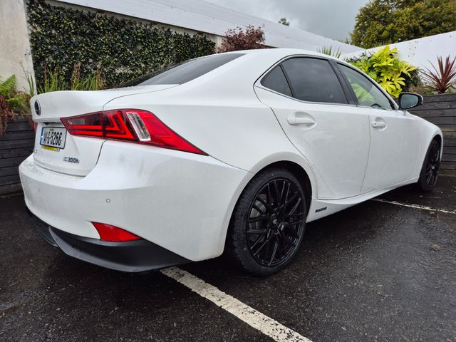 Image for 2014 Lexus IS 300h 2.5 HYBRID / LUX HIGH SPEC / TAX €190 