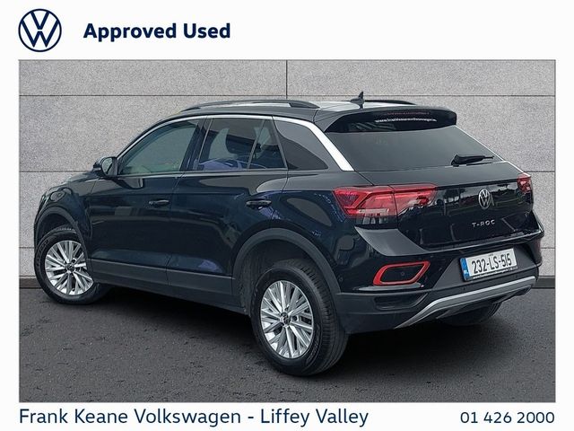 Image for 2023 Volkswagen T-Roc LIFE 2.0TDI 116BHP *FRONT & REAR PARKING SENSORS* *CARPLAY & ANDROID AUTO* *PCP AVAILABLE*