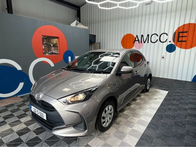 Image for 2022 Toyota Yaris 2022 TOYOTA YARIS X 1.0 AUTOMATIC / REVERSE CAMERA AND MORE