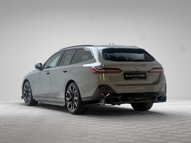 Image for 2025 BMW 5 Series 530E TOURING M SPORT