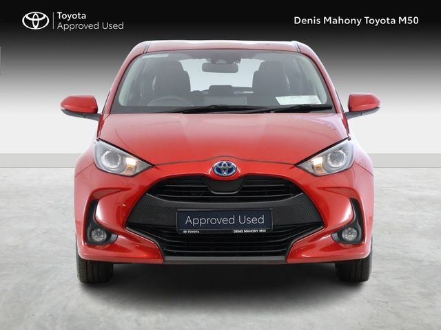 Image for 2024 Toyota Yaris Luna Hybrid
