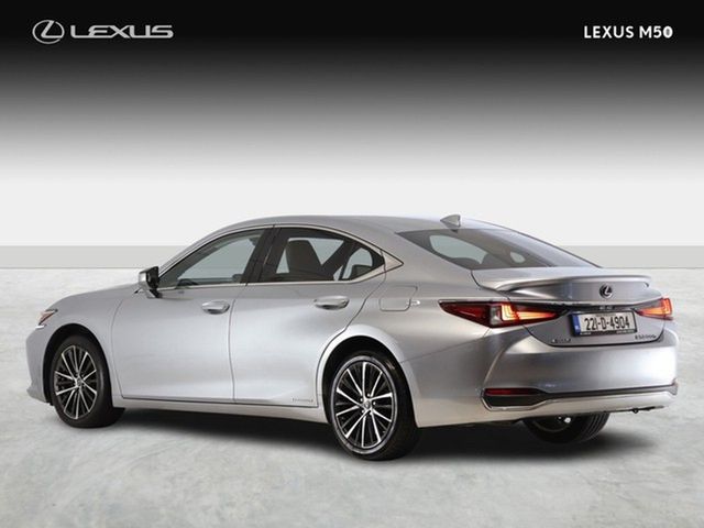Image for 2022 Lexus ES 300h Dynamic