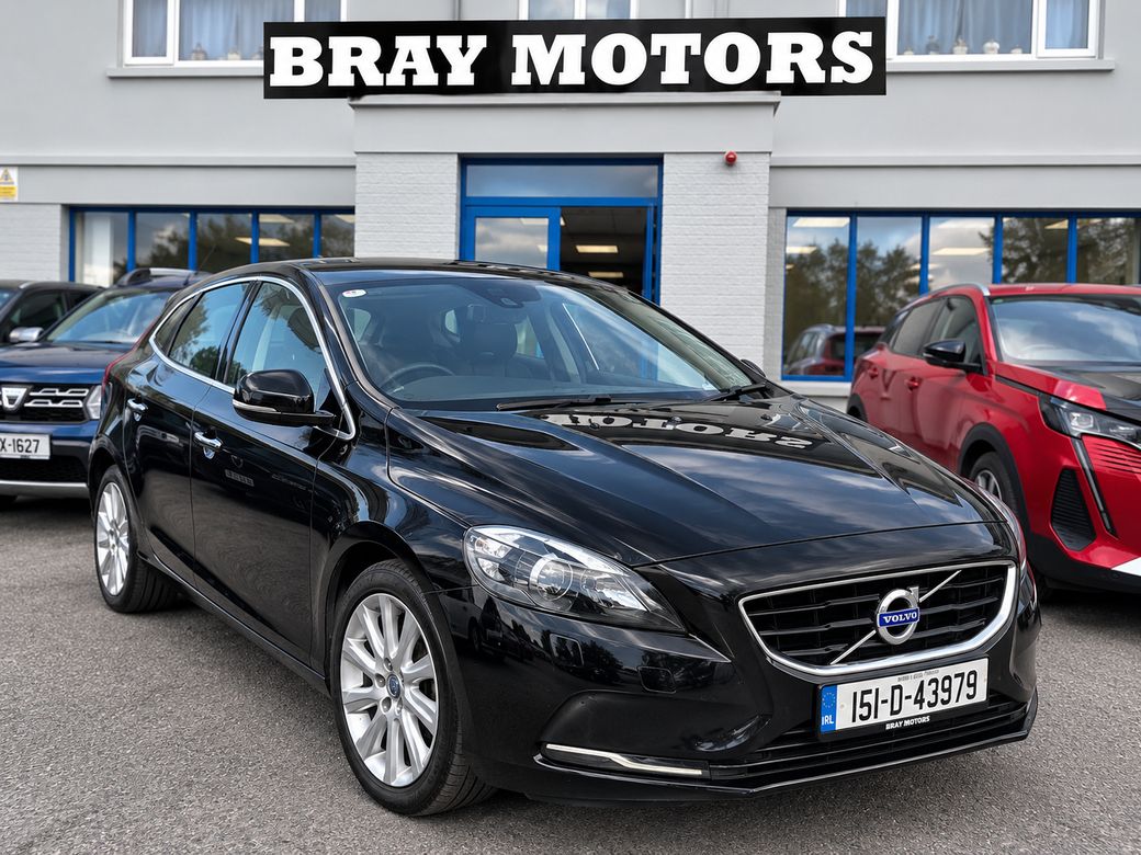 Image for 2015 Volvo V40 2015 VOLVO V40 D4 SE LUX NAV 190BHP • 2.0 DIESEL • 6-SPEED MANUAL • 113, 760 KM