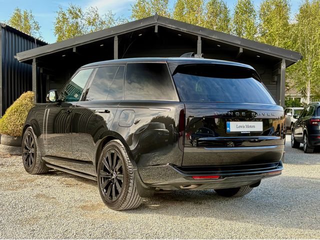 Image for 2026 Land Rover Range Rover EDITION SE P460E