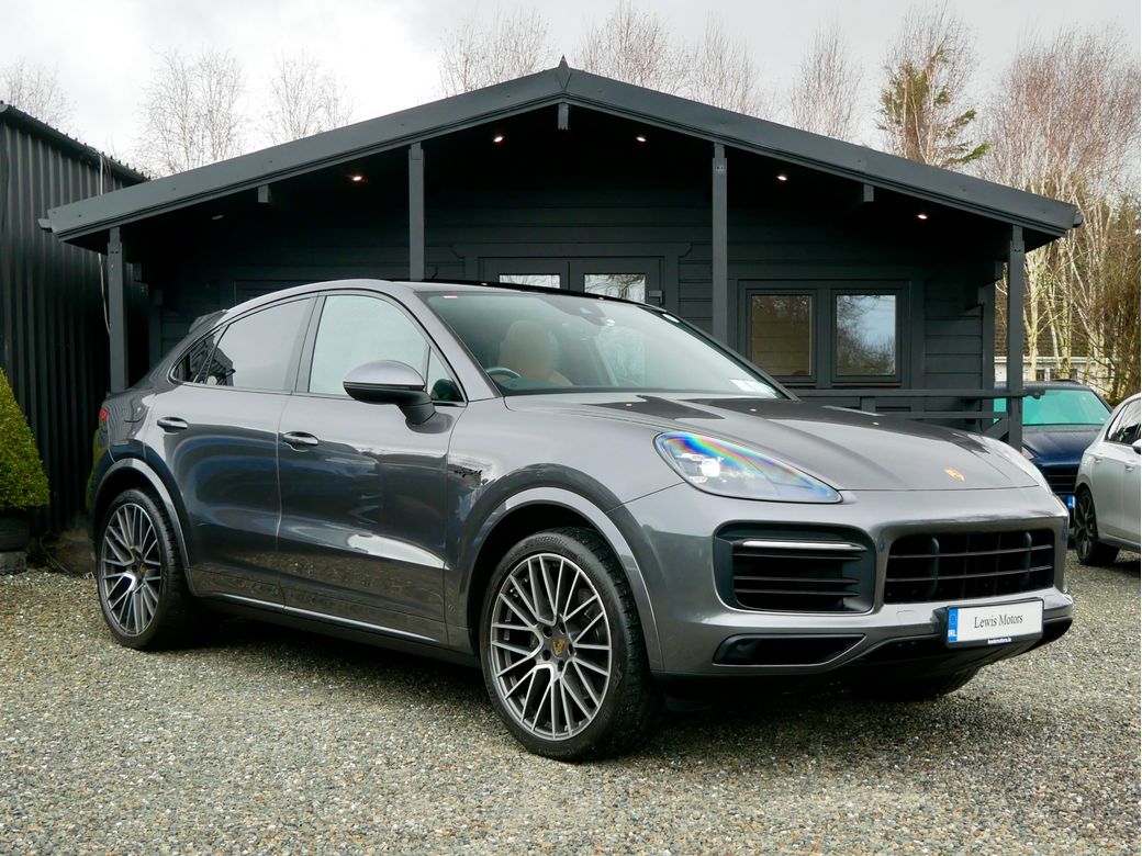 Image for 2021 Porsche Cayenne Coupe E-Hybrid, AIR SUSPENSION, SPORT CHRONO, PAN ROOF, CARBON FIBRE STEERING WHEEL, 22" SPYDER ALLOY WHEELS