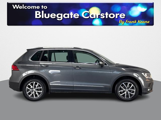 Image for 2017 Volkswagen Tiguan COMFORTLINE 2.0 TDI**17" DIAMOND CUT ALLOYS**PANORAMIC ROOF**TOUCHSCREEN MEDIA**APPLE CARPLAY**REVERSE CAMAERA**PARKING SENSORS**DUAL CLIMATE**LANE ASSIST**PARK ASSIST**MULTIFUNCTION STEERING WHEEL**