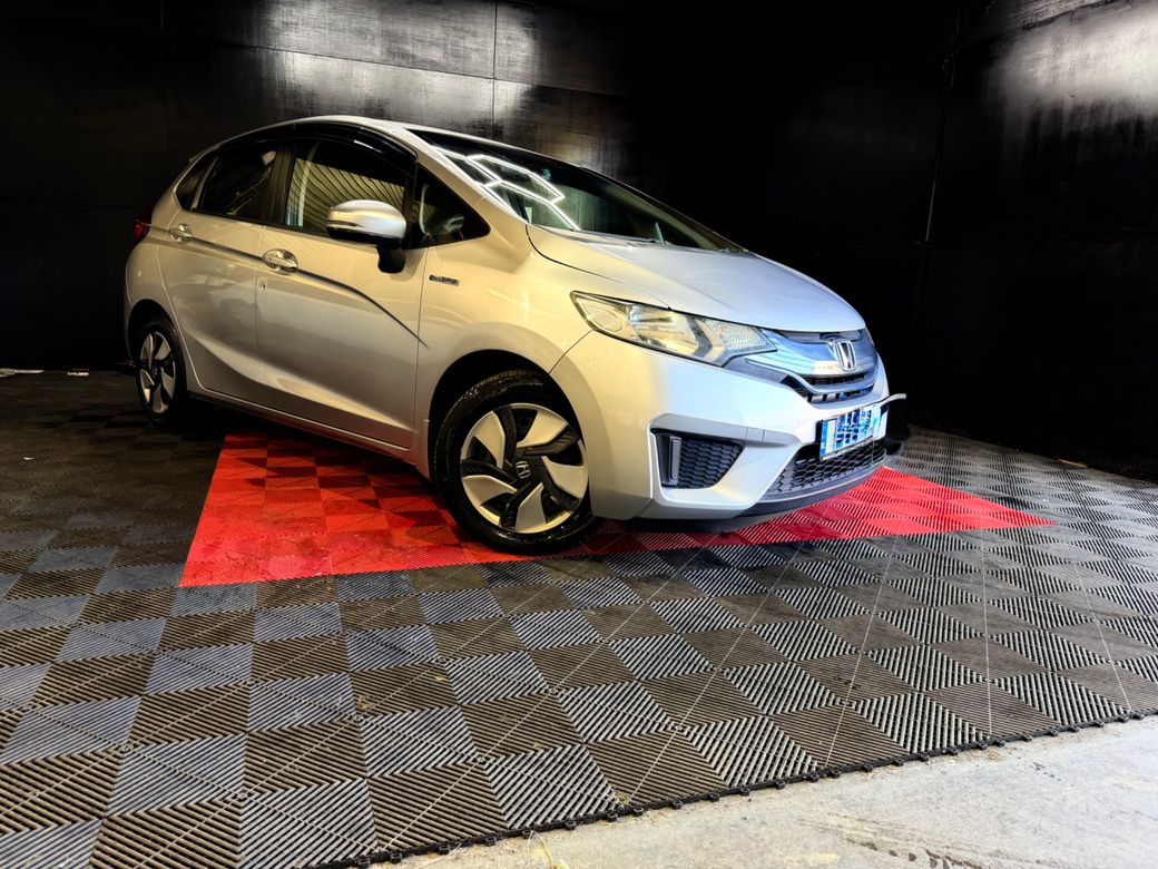 Image for 2015 Honda Fit Hybrid