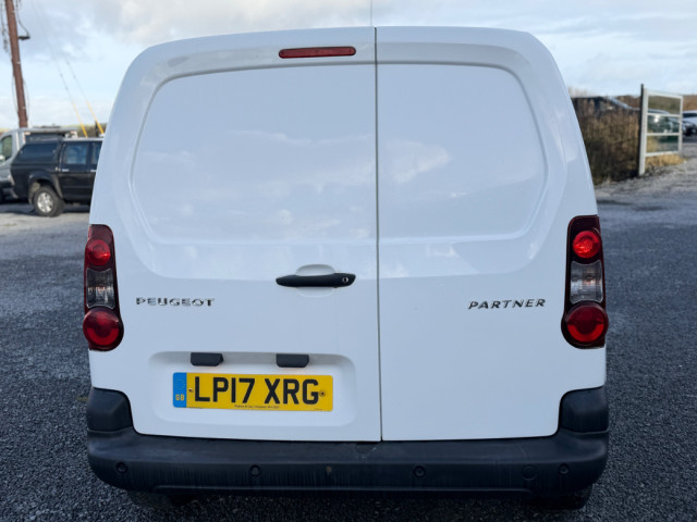 Image for 2017 Peugeot Partner BLUE HDI S L1 850