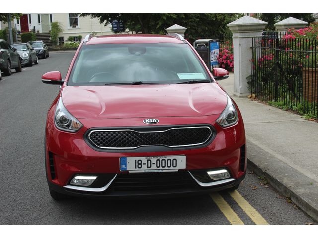 Image for 2018 Kia Niro 2018 Self Charging Hybrid - 1/2 Leather Low miles! 