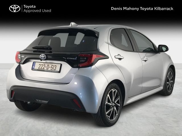 Image for 2022 Toyota Yaris L/SPORT