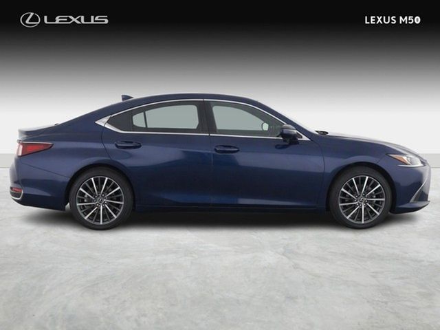 Image for 2026 Lexus ES 300h Dynamic