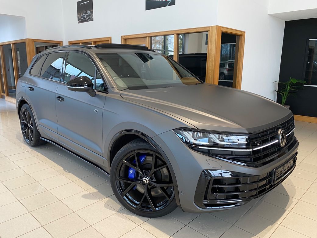 Image for 2024 Volkswagen Touareg V6 3.0 TSI R 462HP **Silicone Grey Upgraded 22s**