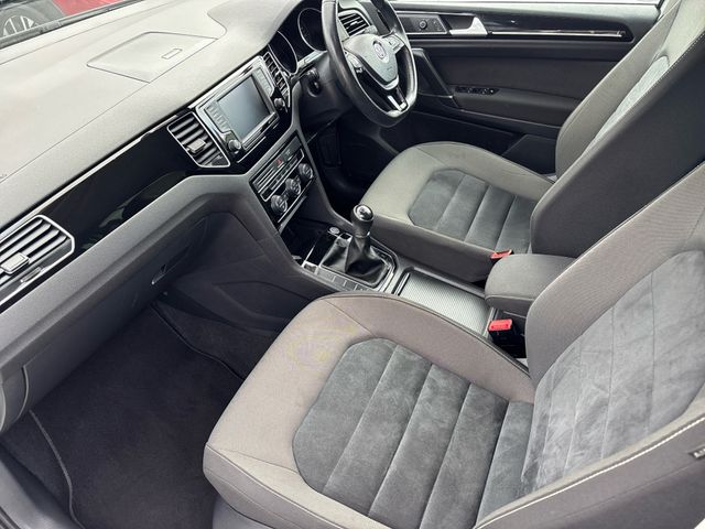 Image for 2017 Volkswagen Golf GOLF SV HIGHLINE 1.6 TDI MANUAL 5SPEED 115HP 5DR