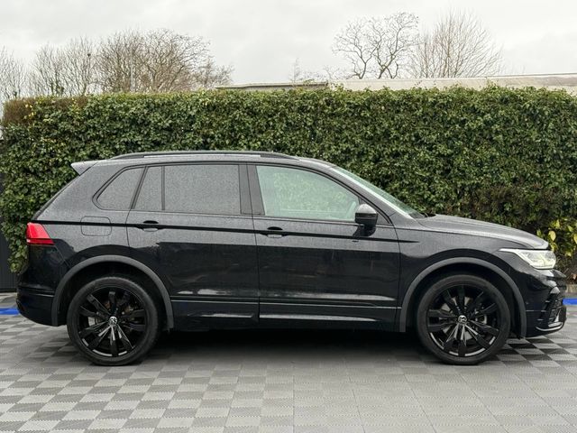 Image for 2024 Volkswagen Tiguan R-LINE BLACK EDITION 1.4 HYBRID // VERY LOW MILEAGE // OPENING PAN ROOF // R-LINE SPORT INTERIOR