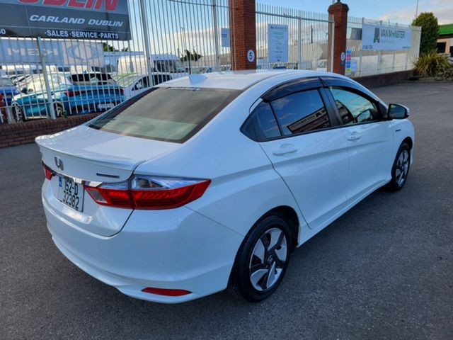 Image for 2015 Honda Grace 