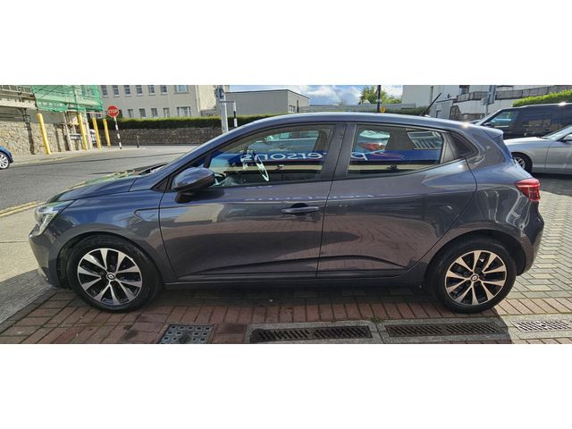 Image for 2022 Renault Clio ICONIC TCE 90 MODEL ECC 5 5DR - HIGH SPEC