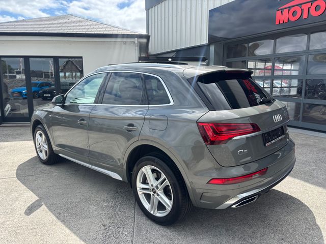 Image for 2024 Audi Q5 TFSI E S LINE QUATTRO