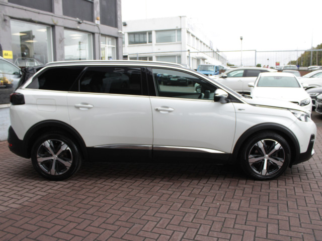 Image for 2019 Peugeot 5008 2.0HDI GT-LINE 5DR 7 SEATER AUTO // 1 OWNER WITH ONLY 95, 000 KM'S // BUY WITH CONFIDENCE AA AND SIMI APPROVED DEALER 2026 // FINANCE ARRANGED // ALL TRADE INS WELCOME // 